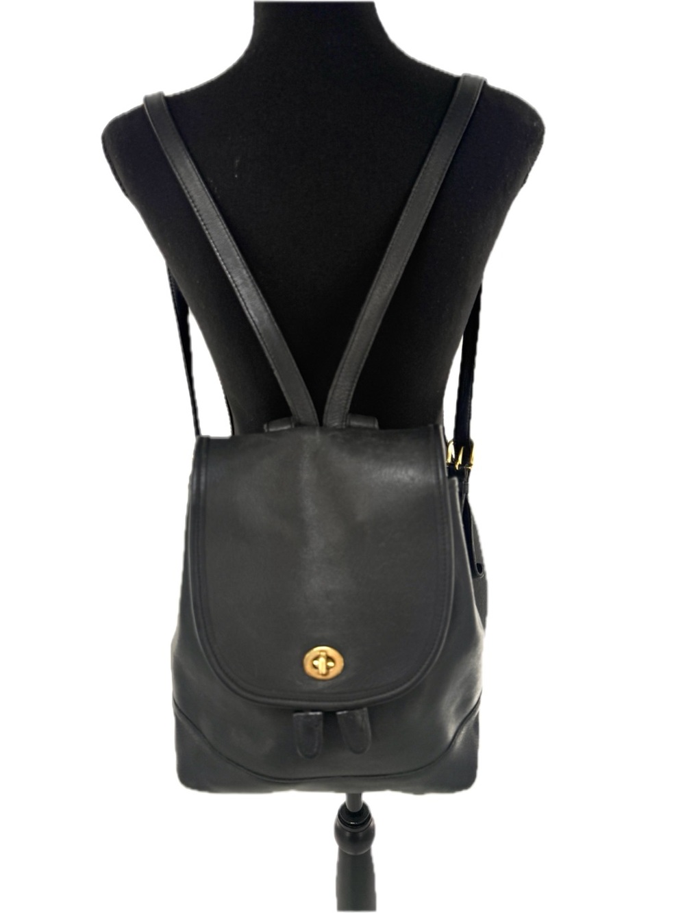 Coach Black Leather Daypack Backpack Purse Vintage Style 9791 Back Zipper Pocket